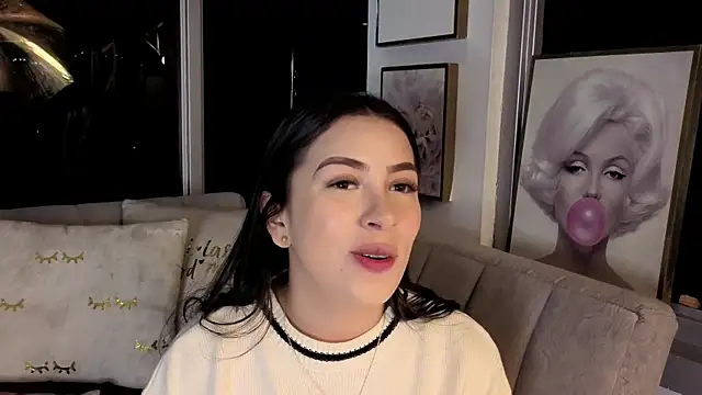 Snapshot of Ivanna_West chatting on January 6, 2026, 10:08 am Ivanna West online show from January 6, 2026, 10:08 am