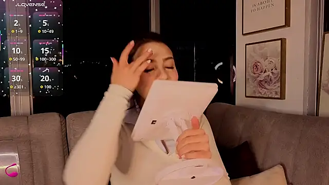 Ivanna West online show from November 14, 2025, 10:19 am