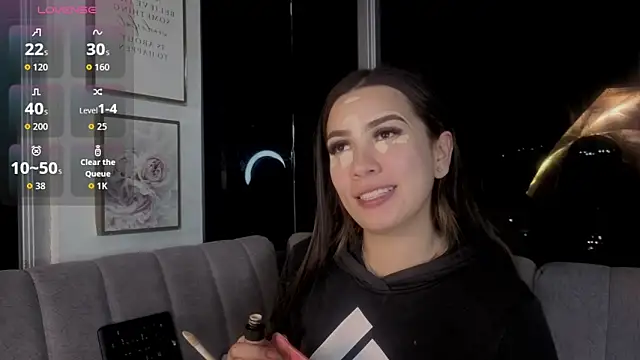 Snapshot of Ivanna_West chatting on June 10, 2026, 10:05 am Ivanna West online show from June 10, 2026, 10:05 am