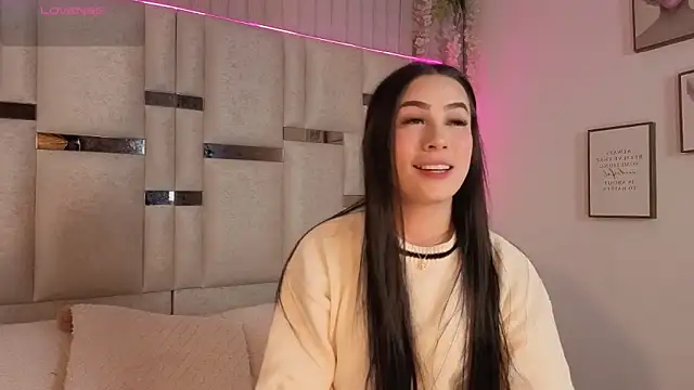 Snapshot of Ivanna_West chatting on March 29, 2026, 3:30 am Ivanna West online show from March 29, 2026, 3:30 am