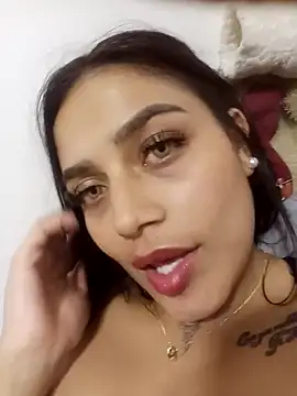 Snapshot of Emily_sharlot chatting on March 3, 2025, 12:56 am Emily sharlot online show from March 3, 2025, 12:56 am