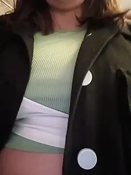 Snapshot of EmmaSulivan chatting on April 22, 2026, 11:50 am EmmaSulivan online show from April 22, 2026, 11:50 am