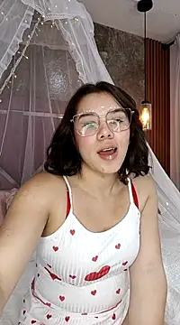 EmmaSulivan online show from March 1, 2025, 2:55 pm