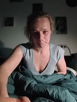 Miss candymandy online show from March 20, 2026, 6:47 am