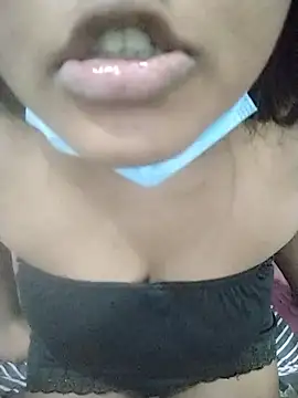 SLbeaty online show from January 19, 2026, 2:48 am