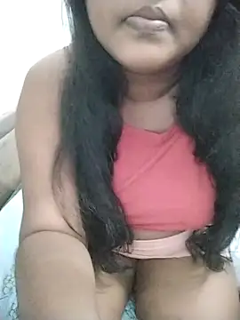 SLbeaty online show from October 18, 2025, 4:42 pm