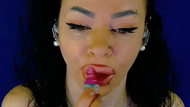 Snapshot of Sophie-Rosenfeld chatting on October 24, 2025, 5:34 pm Sophie-Rosenfeld online show from October 24, 2025, 5:34 pm