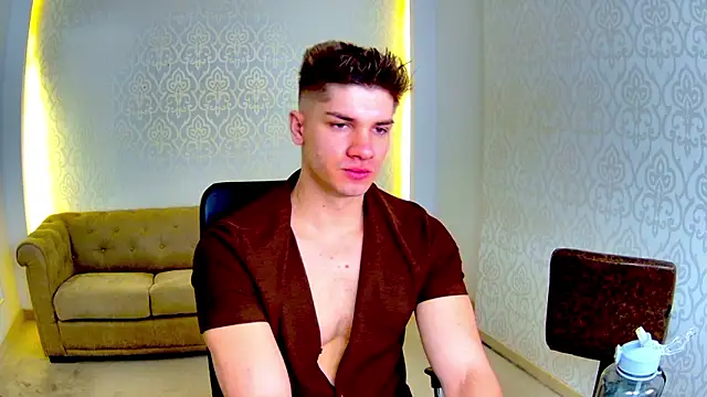 MaxKaiden online show from February 27, 2026, 6:02 am