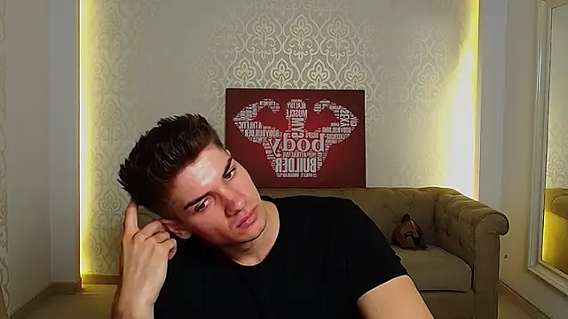 MaxKaiden online show from September 15, 2025, 4:46 am