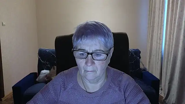 Sandra Snowflake online show from February 21, 2026, 4:14 am