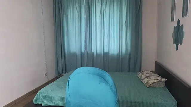 Sandra Snowflake online show from October 15, 2025, 12:02 pm