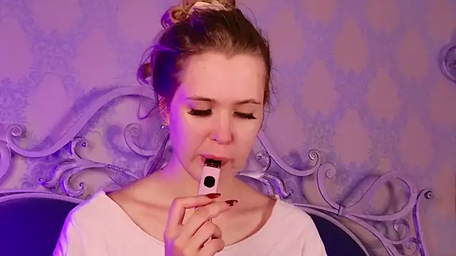 Snapshot of BECKI_VRES chatting on October 16, 2025, 8:50 pm BECKI VRES online show from October 16, 2025, 8:50 pm