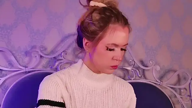 Snapshot of BECKI_VRES chatting on October 21, 2025, 8:41 pm BECKI VRES online show from October 21, 2025, 8:41 pm