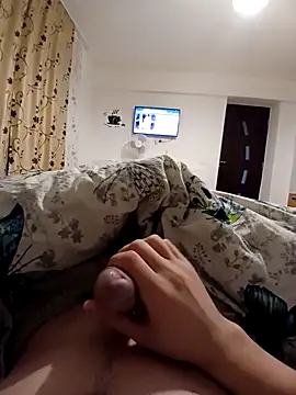 Snapshot of Eusuntnoulgigolo chatting on December 22, 2025, 7:36 pm Eusuntnoulgigolo online show from December 22, 2025, 7:36 pm