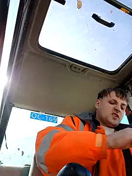 Eusuntnoulgigolo online show from April 7, 2026, 12:40 pm