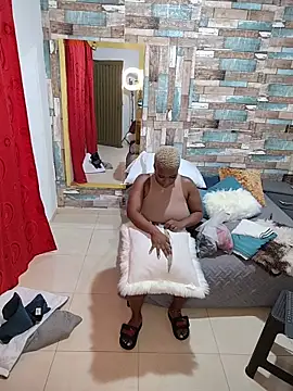 DashaSousaa online show from April 6, 2026, 2:29 am