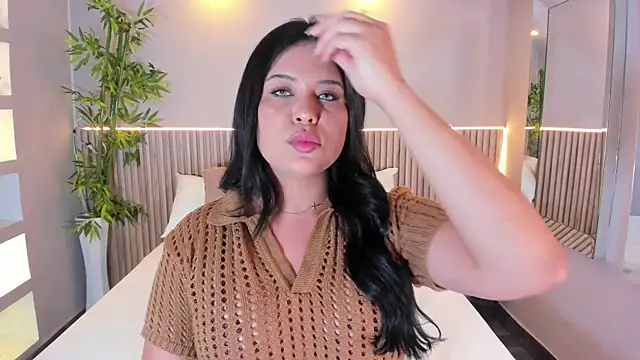 Snapshot of GeorginaReyes chatting on March 30, 2026, 10:44 pm GeorginaReyes online show from March 30, 2026, 10:44 pm