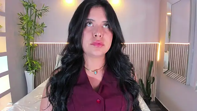 GeorginaReyes online show from December 20, 2025, 10:45 pm