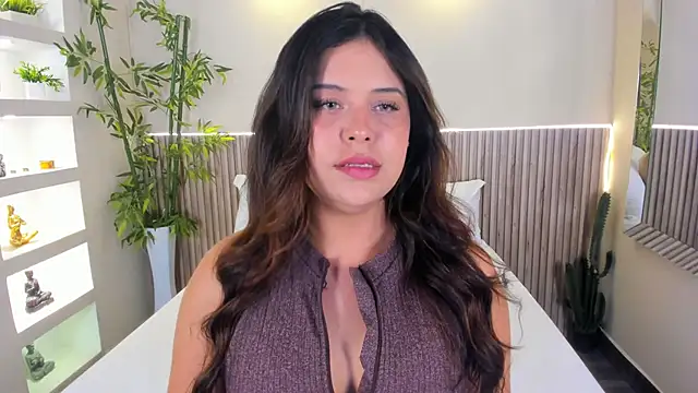 GeorginaReyes online show from May 25, 2026, 10:19 pm