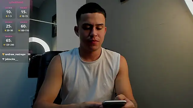 Snapshot of mattiwsmorris_ chatting on March 25, 2026, 1:43 pm mattiwsmorris online show from March 25, 2026, 1:43 pm