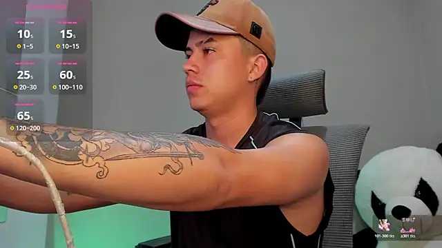 Snapshot of mattiwsmorris_ chatting on November 13, 2025, 4:00 pm mattiwsmorris online show from November 13, 2025, 4:00 pm