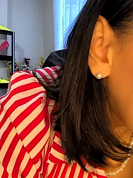 Snapshot of Mrsvictoriaaa chatting on April 17, 2026, 7:49 pm Mrsvictoriaaa online show from April 17, 2026, 7:49 pm
