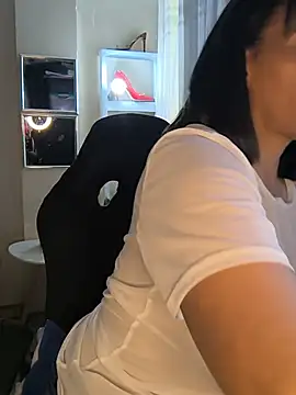 Mrsvictoriaaa online show from July 10, 2026, 8:09 pm