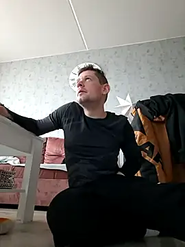 VickyDevilEU online show from December 3, 2025, 9:20 am