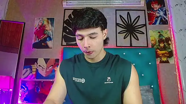 LiamAndrewzz online show from March 8, 2026, 4:27 am