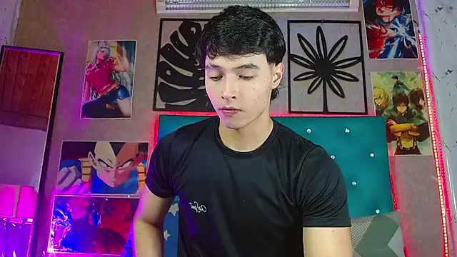 LiamAndrewzz online show from March 17, 2026, 4:04 am