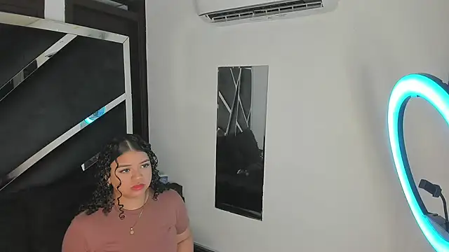 Rubyxht online show from December 5, 2025, 12:48 pm