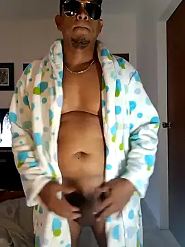 Odin-2121 online show from February 19, 2025, 4:33 pm