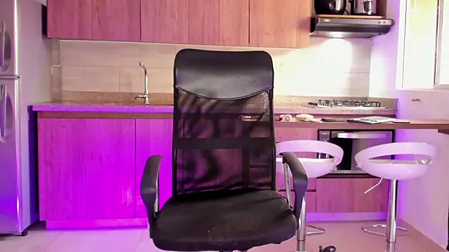 Snapshot of valeria__lewiis chatting on February 23, 2025, 2:57 pm valeria lewiis online show from February 23, 2025, 2:57 pm