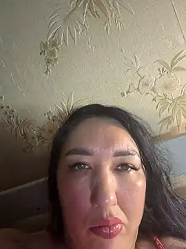 Snapshot of Naughtbaby_2025 chatting on May 27, 2026, 1:04 am Naughtbaby 2025 online show from May 27, 2026, 1:04 am