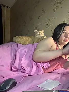 Snapshot of Naughtbaby_2025 chatting on April 19, 2026, 11:51 pm Naughtbaby 2025 online show from April 19, 2026, 11:51 pm