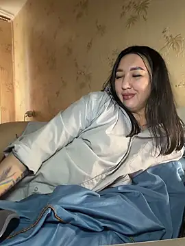 Snapshot of Naughtbaby_2025 chatting on May 7, 2026, 1:14 pm Naughtbaby 2025 online show from May 7, 2026, 1:14 pm