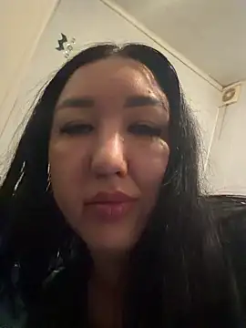 Snapshot of Naughtbaby_2025 chatting on April 28, 2026, 2:32 pm Naughtbaby 2025 online show from April 28, 2026, 2:32 pm