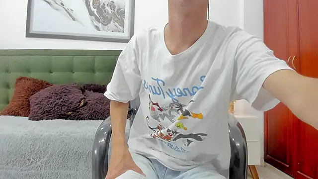 Snapshot of Johann_sex chatting on February 11, 2026, 5:24 pm Johann sex online show from February 11, 2026, 5:24 pm