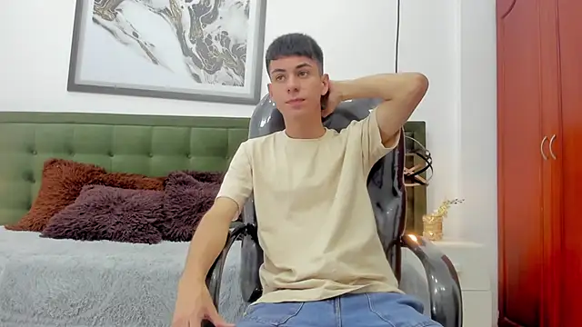 Snapshot of Johann_sex chatting on February 5, 2026, 5:09 pm Johann sex online show from February 5, 2026, 5:09 pm