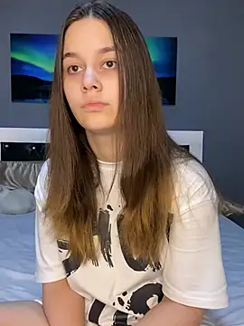 Snapshot of Siena_Amaris chatting on February 22, 2025, 7:58 pm Siena Amaris online show from February 22, 2025, 7:58 pm