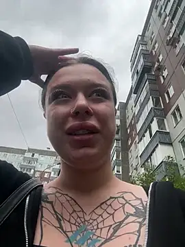 AlishaPrettyBlade online show from May 29, 2026, 4:29 am