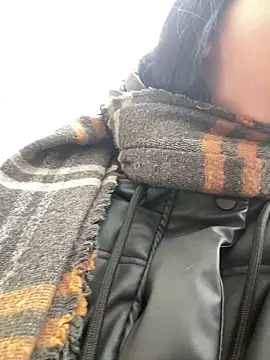 Snapshot of AlishaPrettyBlade chatting on March 7, 2025, 2:12 pm AlishaPrettyBlade online show from March 7, 2025, 2:12 pm