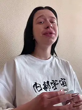 Snapshot of AlishaPrettyBlade chatting on March 17, 2025, 10:38 am AlishaPrettyBlade online show from March 17, 2025, 10:38 am