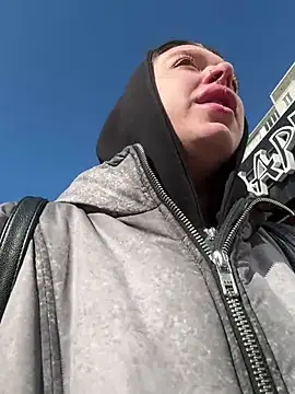 Snapshot of AlishaPrettyBlade chatting on March 30, 2026, 6:48 am AlishaPrettyBlade online show from March 30, 2026, 6:48 am