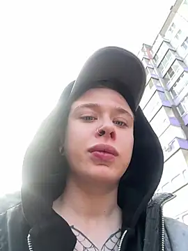 Snapshot of AlishaPrettyBlade chatting on March 27, 2026, 8:26 am AlishaPrettyBlade online show from March 27, 2026, 8:26 am