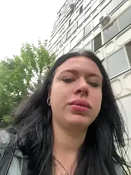 AlishaPrettyBlade online show from July 7, 2026, 2:14 am