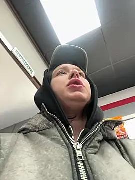 Snapshot of AlishaPrettyBlade chatting on March 27, 2026, 8:22 am AlishaPrettyBlade online show from March 27, 2026, 8:22 am