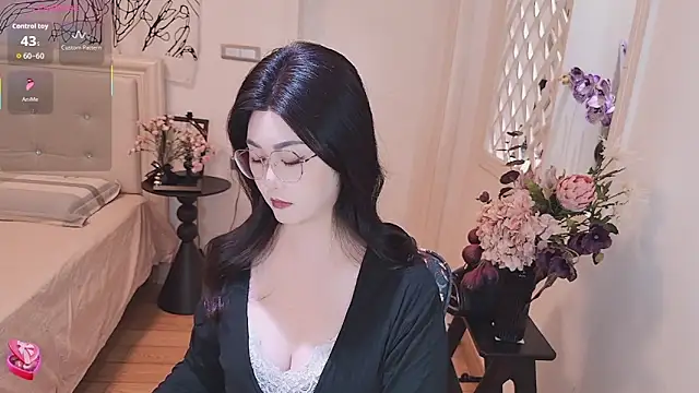 Snapshot of Tingdie chatting on October 20, 2025, 4:29 pm Tingdie online show from October 20, 2025, 4:29 pm