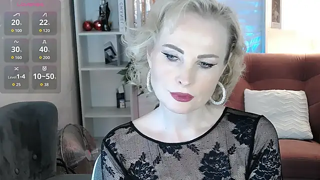 Snapshot of Sandra_Kind chatting on January 15, 2026, 6:17 am Sandra Kind online show from January 15, 2026, 6:17 am