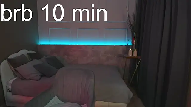 Snapshot of Sandra_Kind chatting on March 14, 2025, 9:03 am Sandra Kind online show from March 14, 2025, 9:03 am